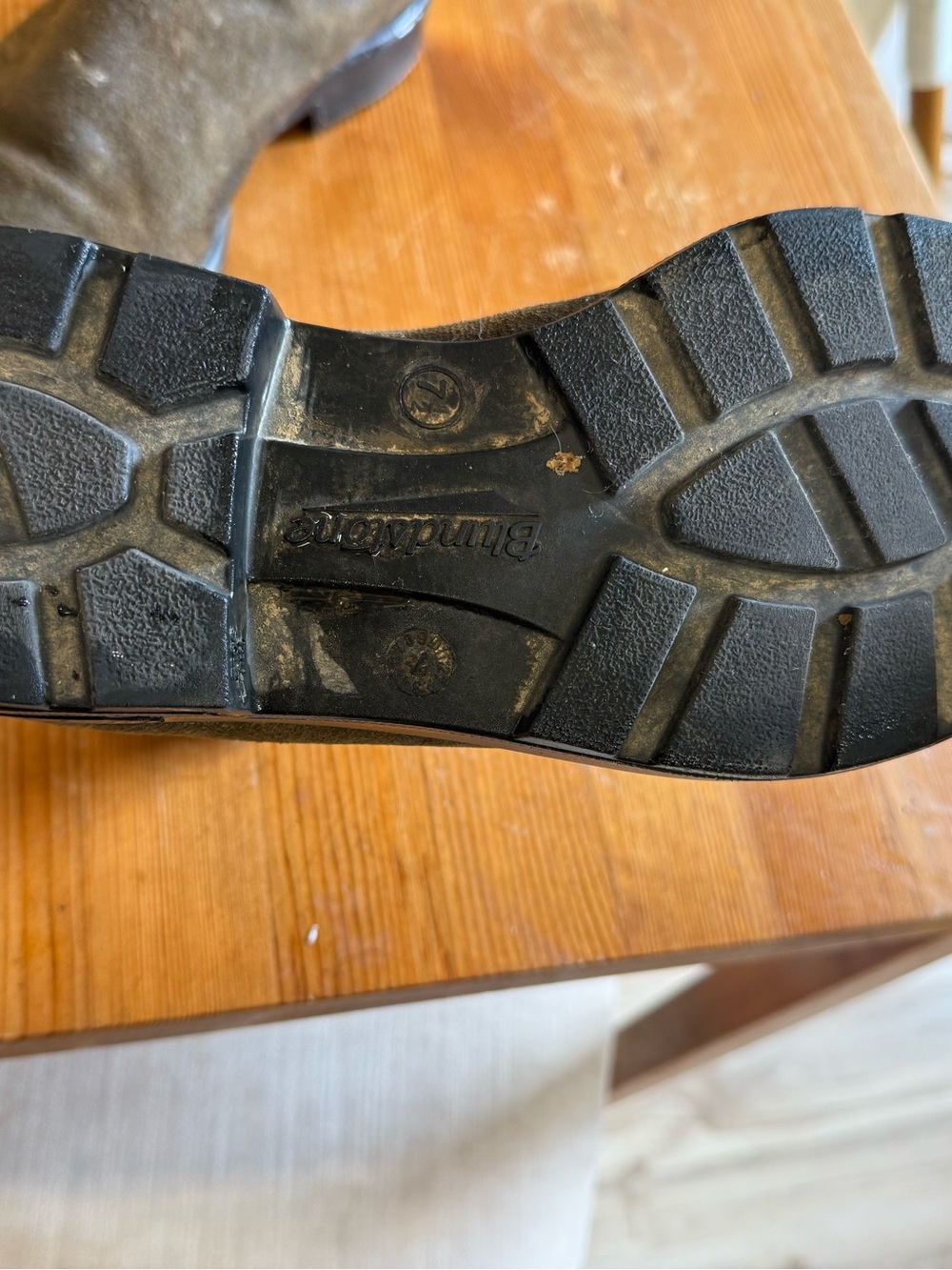Women’s Blundstones